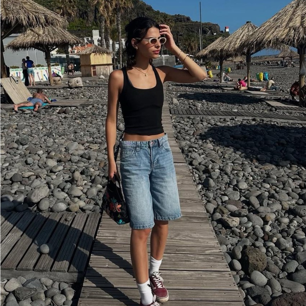 Bershka Black Jorts